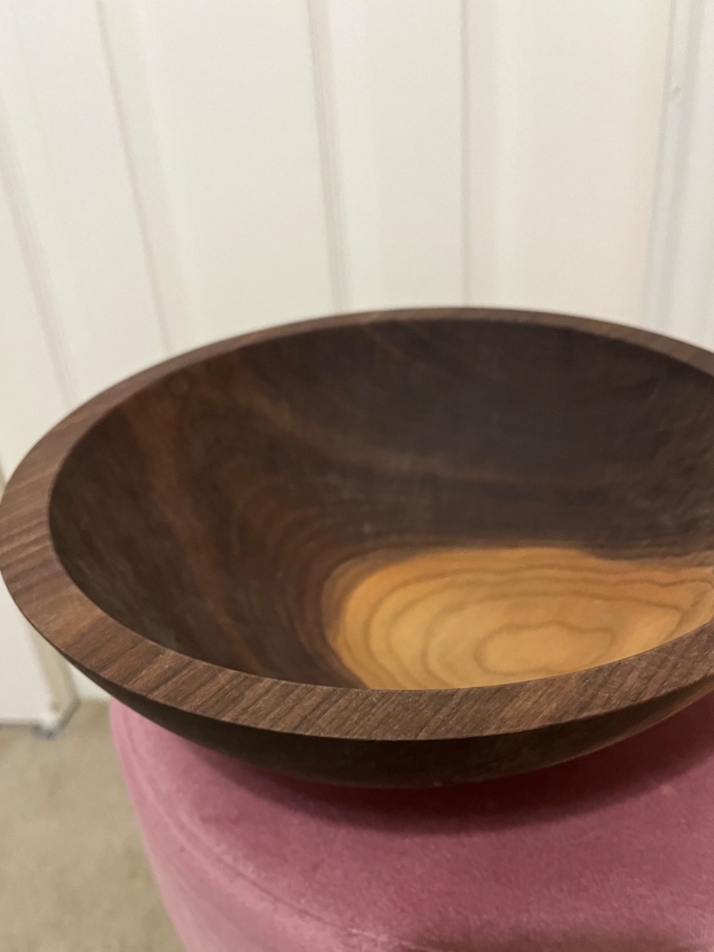 New 10” Holland Bowl Mill Round Walnut Bowl - Picture 6 of 6